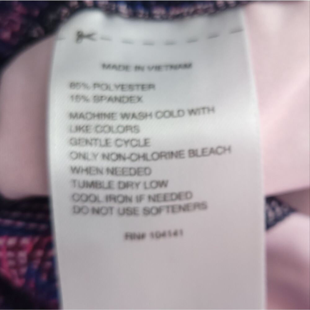 Reebok High Rise Crop Leggings Medium Pink Purple Athletic Pants Activewear - Picture 4 of 4